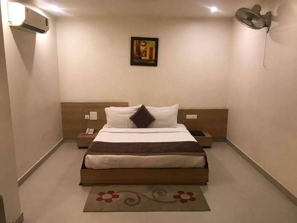Hotel City Square Hisār Exteriér fotografie