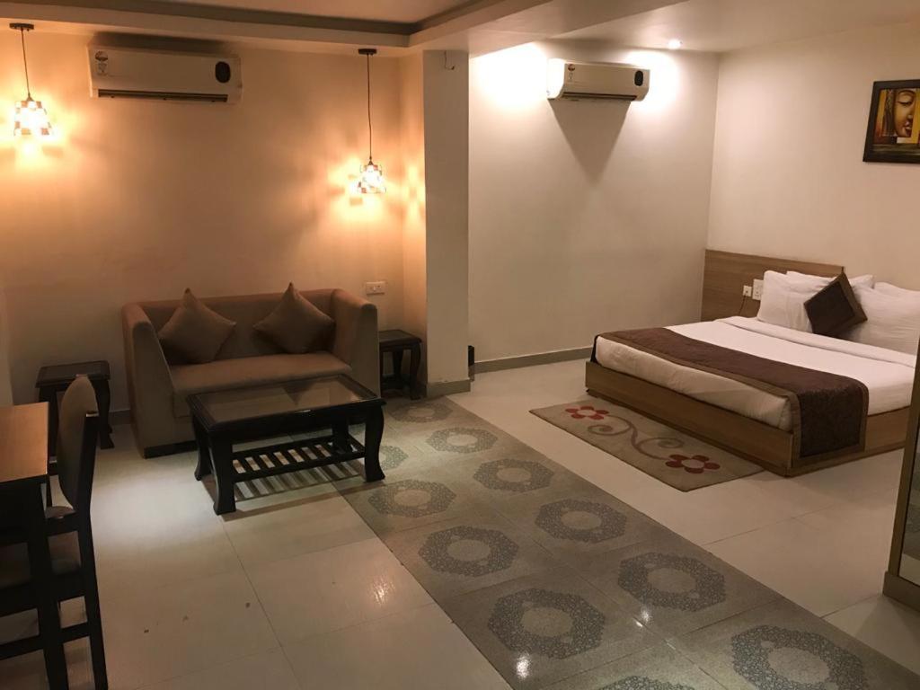 Hotel City Square Hisār Exteriér fotografie