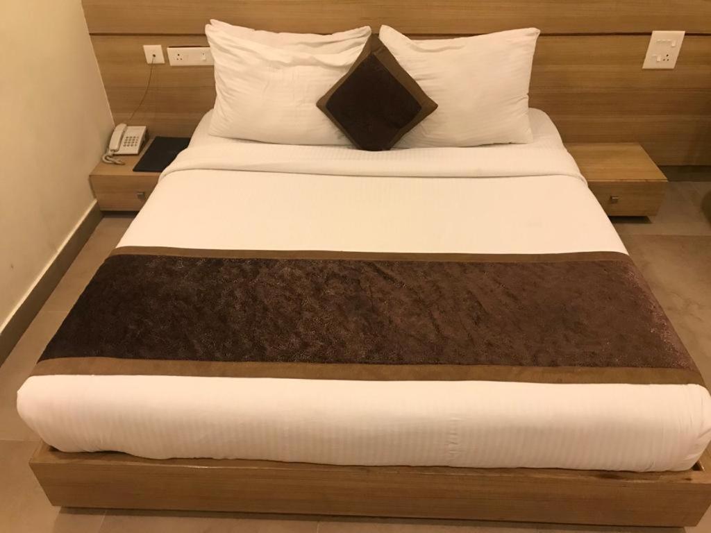 Hotel City Square Hisār Exteriér fotografie