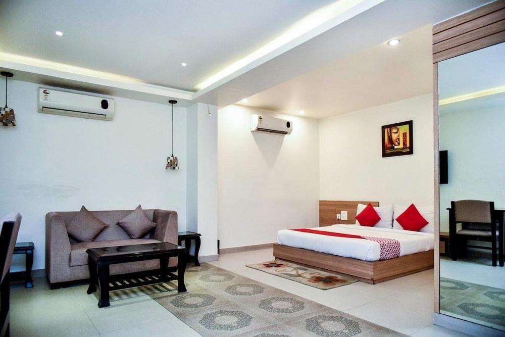 Hotel City Square Hisār Exteriér fotografie