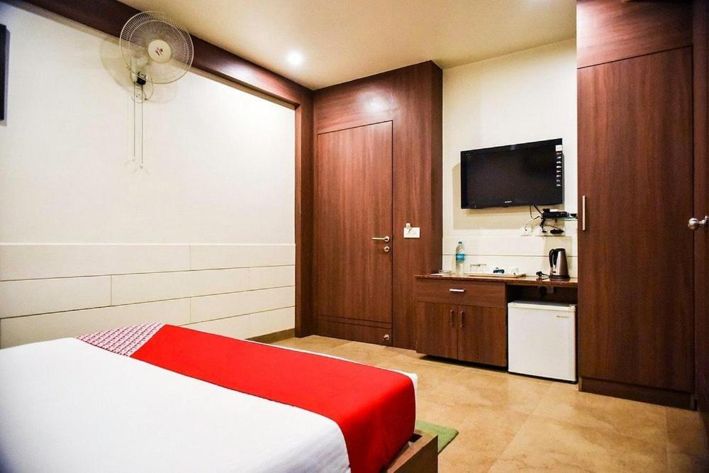 Hotel City Square Hisār Exteriér fotografie